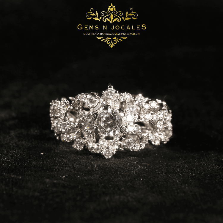 RN-106 Exquisite Excellence Silver 925 Ring