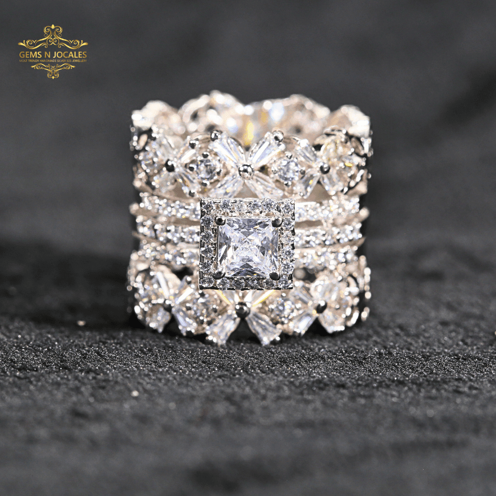 Timeless Grace Silver 925 Ring RN-119