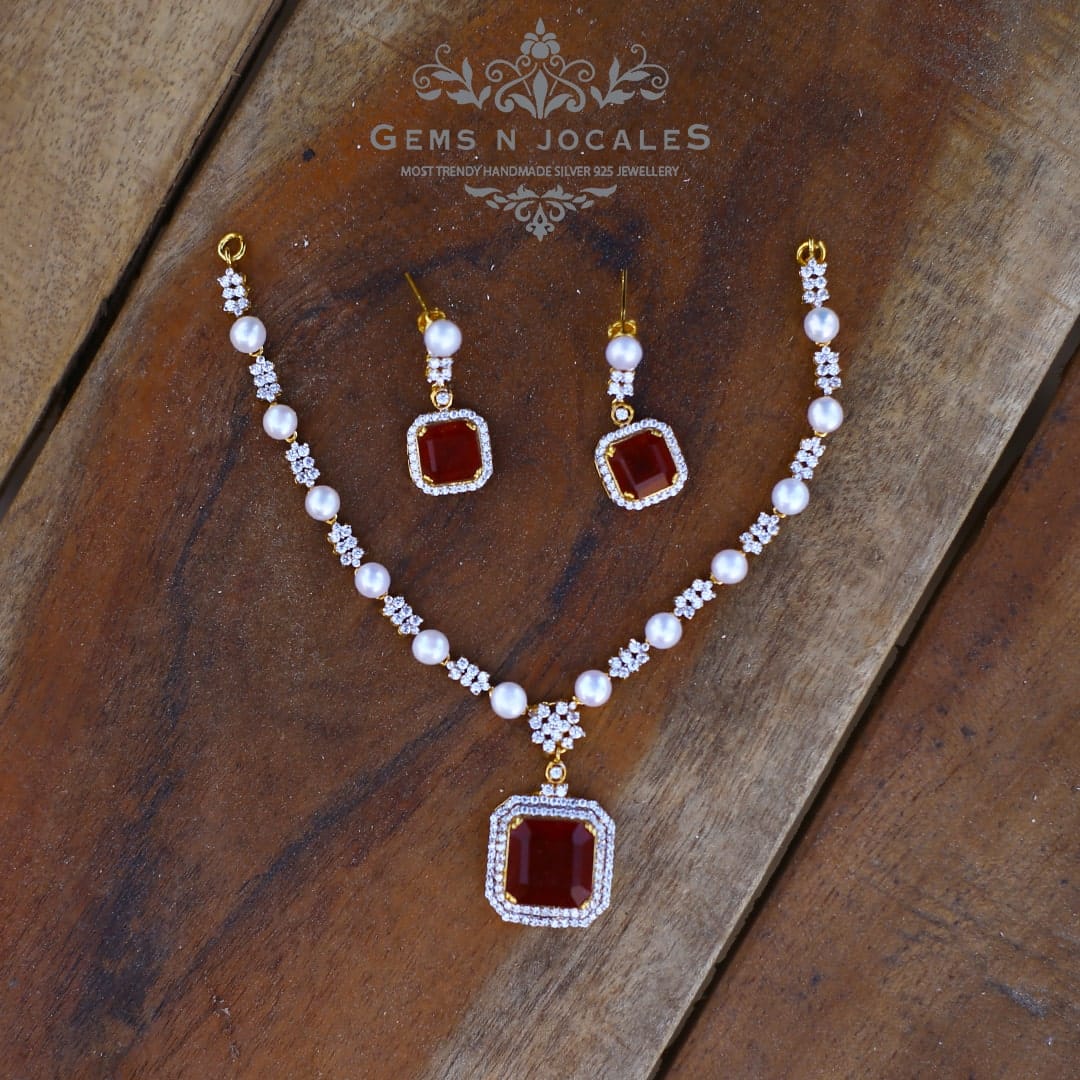 PN-001 Noble Grace Silver 925 Pendant