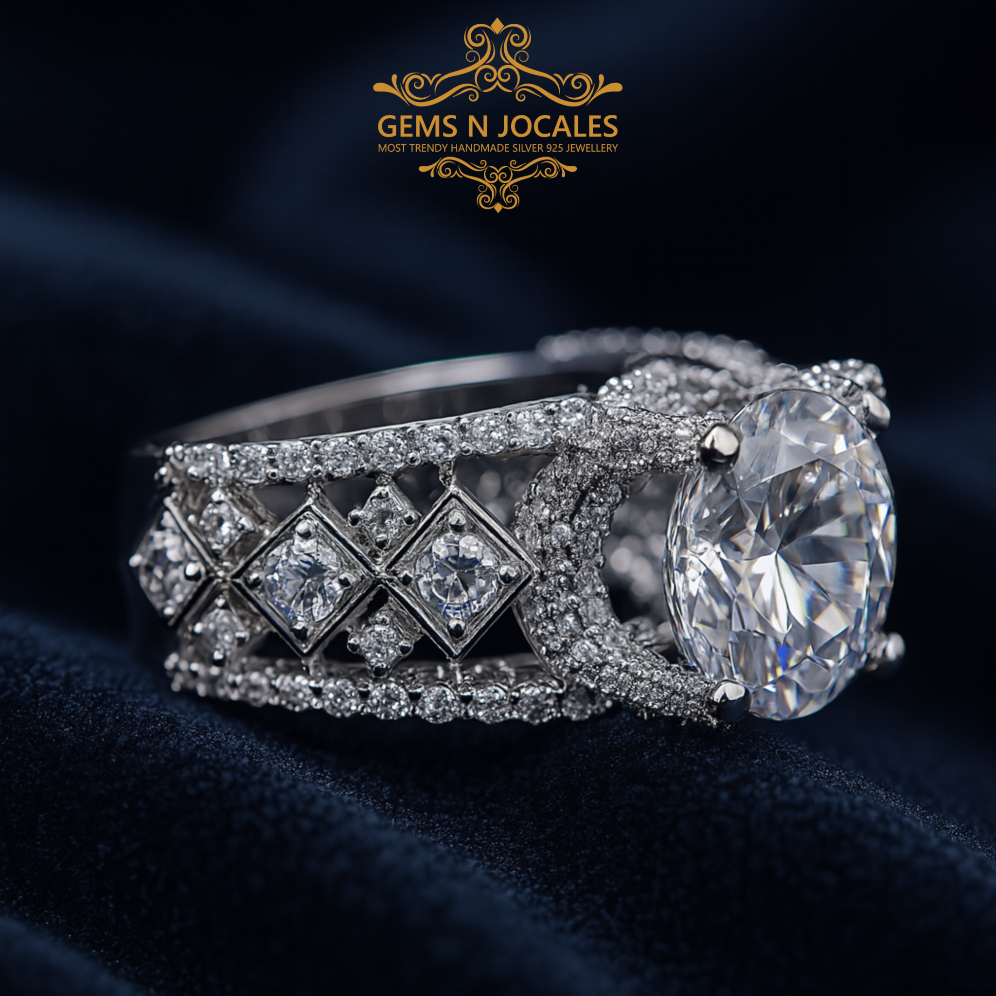 RN-114 Magnificent Monarchy Silver 925 Ring