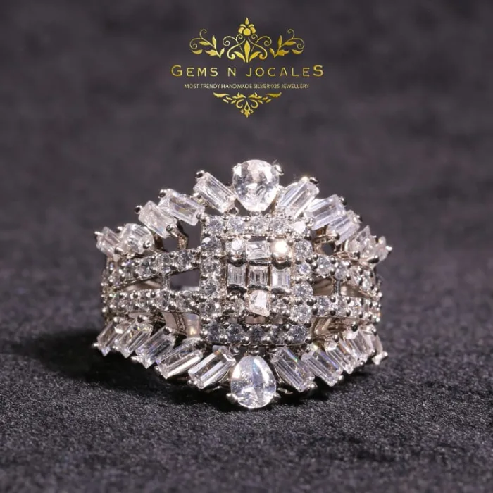 RN-085 Splendid Solitaire Silver 925 Ring Buy in Pakistan
